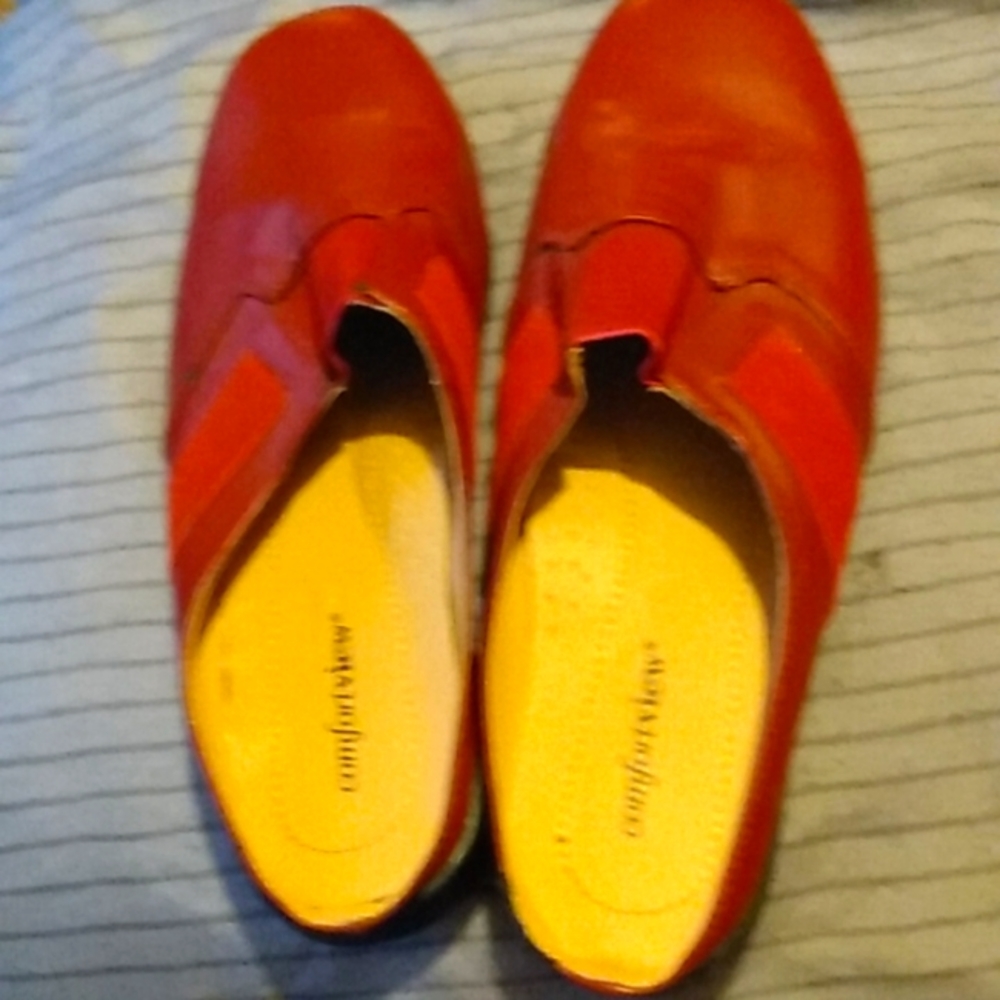 Comfort View shoes
